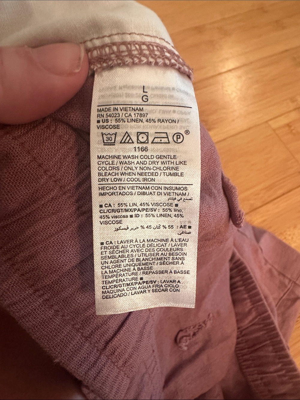 Old Navy Mauve Pull-On Linen Blend Shorts - Picture 5 of 5